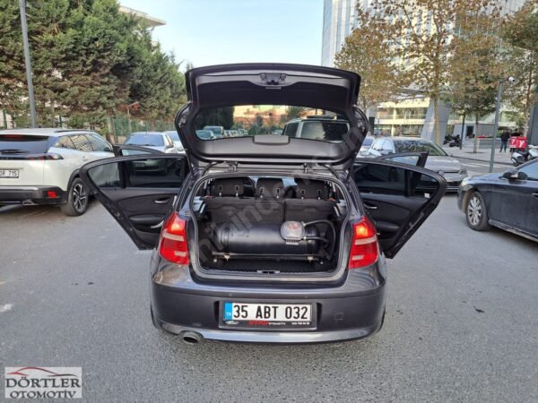 2007 MODEL BMW 1.18İ. OTOMATİK VİTES, SANRUFLU TEMİZ ARAÇ - Görsel 18