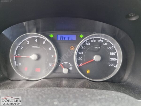 2012 MODEL ACCENT ERA 1.4 BENZINLI 325 BINDE UYGUN FIYAT - Görsel 8