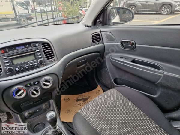 2012 MODEL ACCENT ERA 1.4 BENZINLI 325 BINDE UYGUN FIYAT - Görsel 6