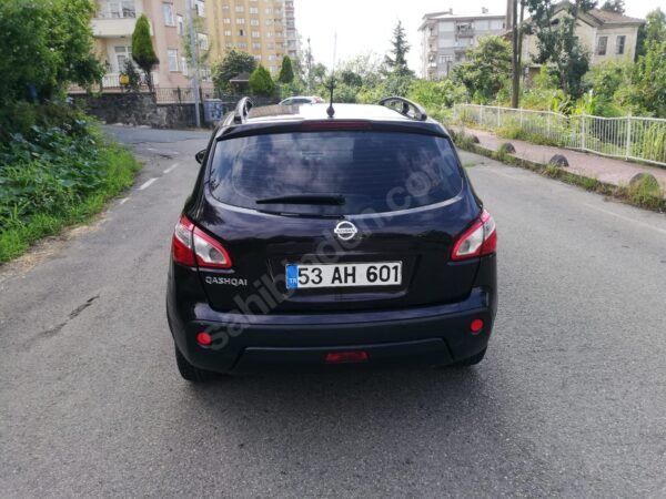 ARACIMIZDA DORT PARCA BOYA VARDIR GAYET TEMIZ BIR ARACTIR - Görsel 3