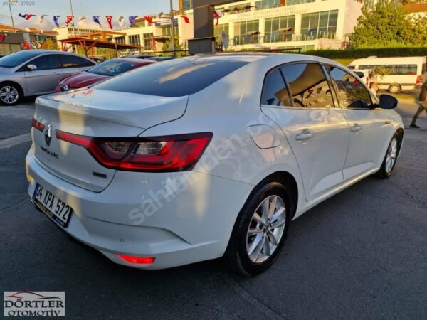 OTOMATİK VİTES 2017 MODEL RENAULT MEGAN 1.5 DCI İCON TRAMERSIZ - Görsel 18