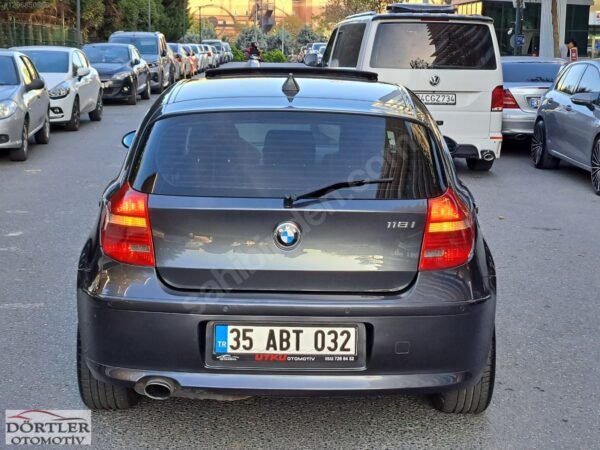 2007 MODEL BMW 1.18İ. OTOMATİK VİTES, SANRUFLU TEMİZ ARAÇ - Görsel 24