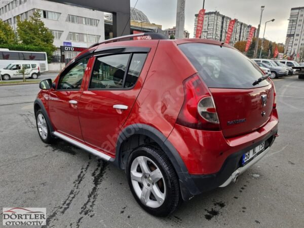 2012 MODEL DACIA SANDERO STEPWAY 1.5 DIZEL 268 BINDE COKTEMIZ - Görsel 6