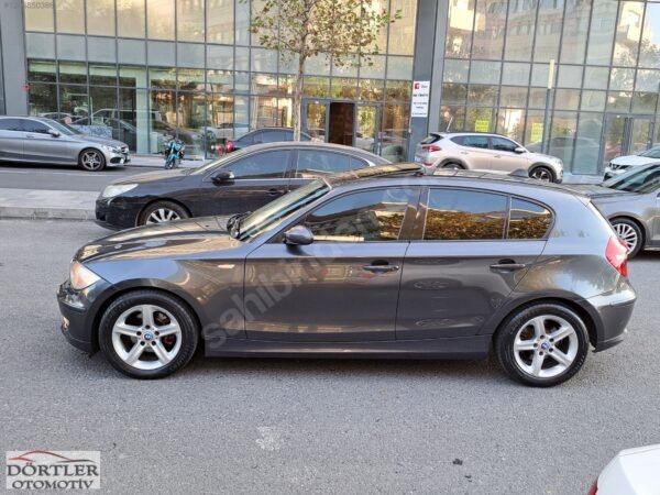 2007 MODEL BMW 1.18İ. OTOMATİK VİTES, SANRUFLU TEMİZ ARAÇ - Görsel 22